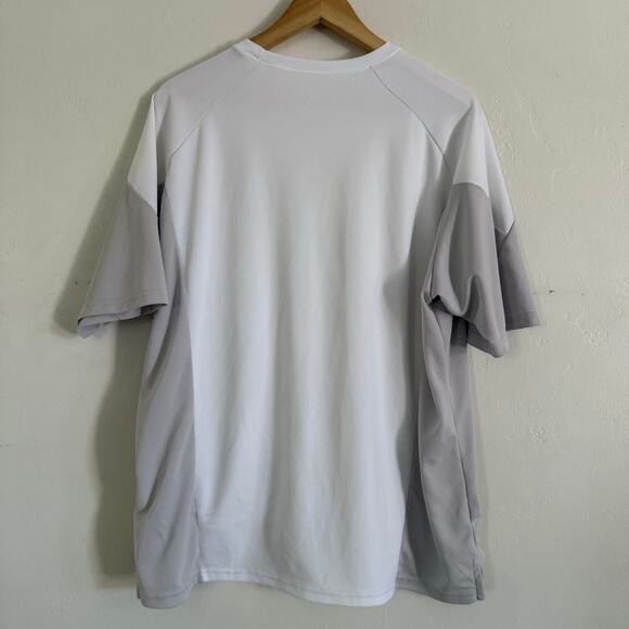 Patagonia Capilene Short Sleeve T Shirt Men's Size‎ XL White Gray Trim - Picture 5 of 7